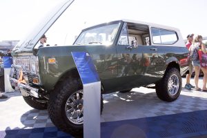 64 International Scout2 Car Show Display Stand