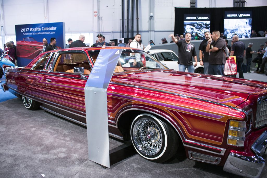 The Concours Car Show Display Stand